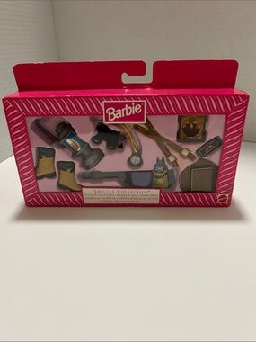 1999 Mattel Barbie Special Collection Outdoors Camping Accessories-NIB